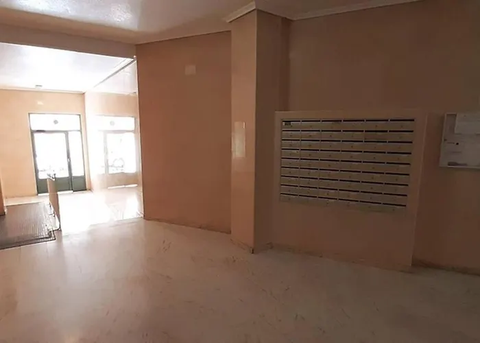 Apartment Cozy @ 3br Near Promenade!