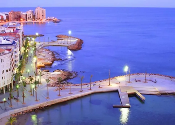 Cozy @ 3br Near Promenade! Torrevieja