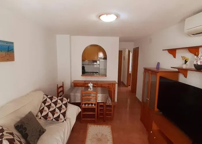 Cozy @ 3br Near Promenade! Apartment *