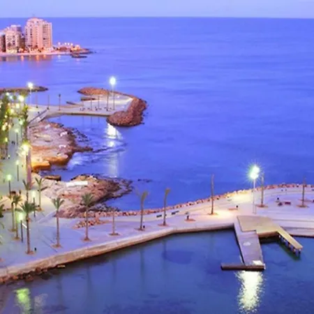 Cozy @ 3br Near Promenade! Torrevieja