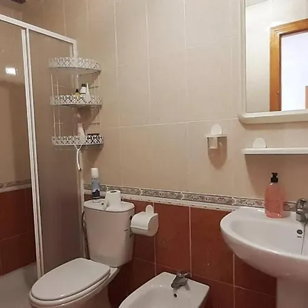 Cozy @ 3br Near Promenade! Lejlighed *