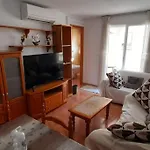 Cozy @ 3br Near Promenade! Διαμέρισμα Τορεβιέχα
